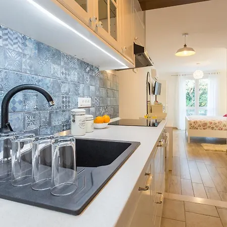 Franica Appartement *